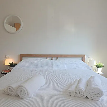 Pasubio 1 아파트 리도 디 폼포사